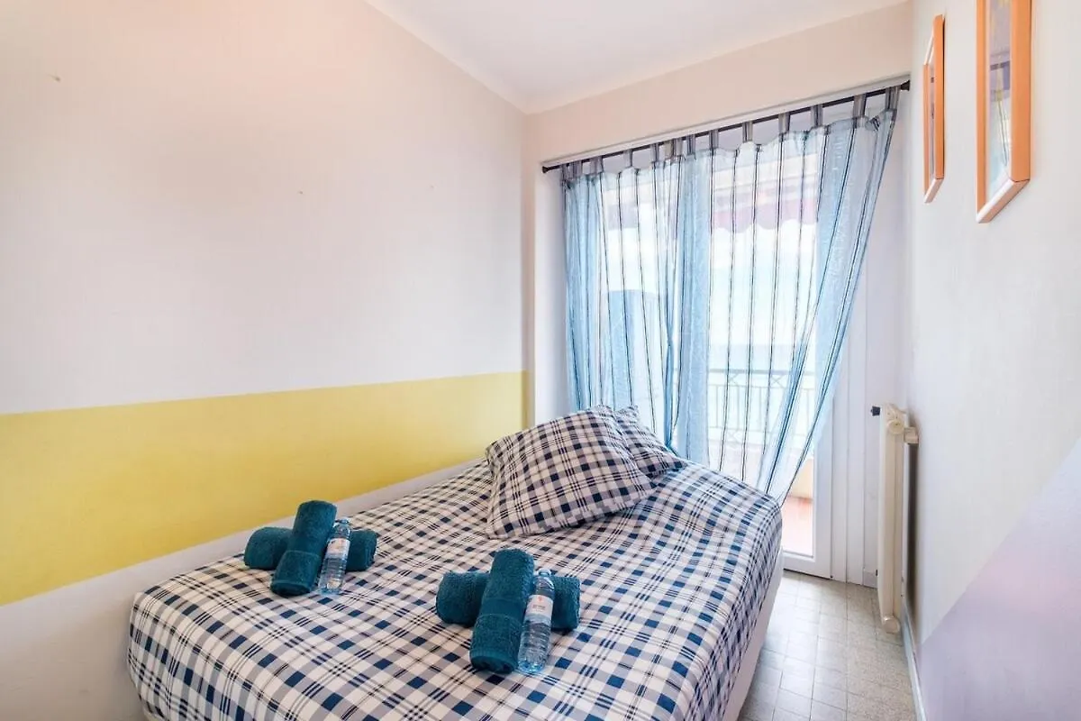 Appartamento La Mediterraneen ~ Plage ~ Balcon ~ Vue Sur La Mer Roccabruna
